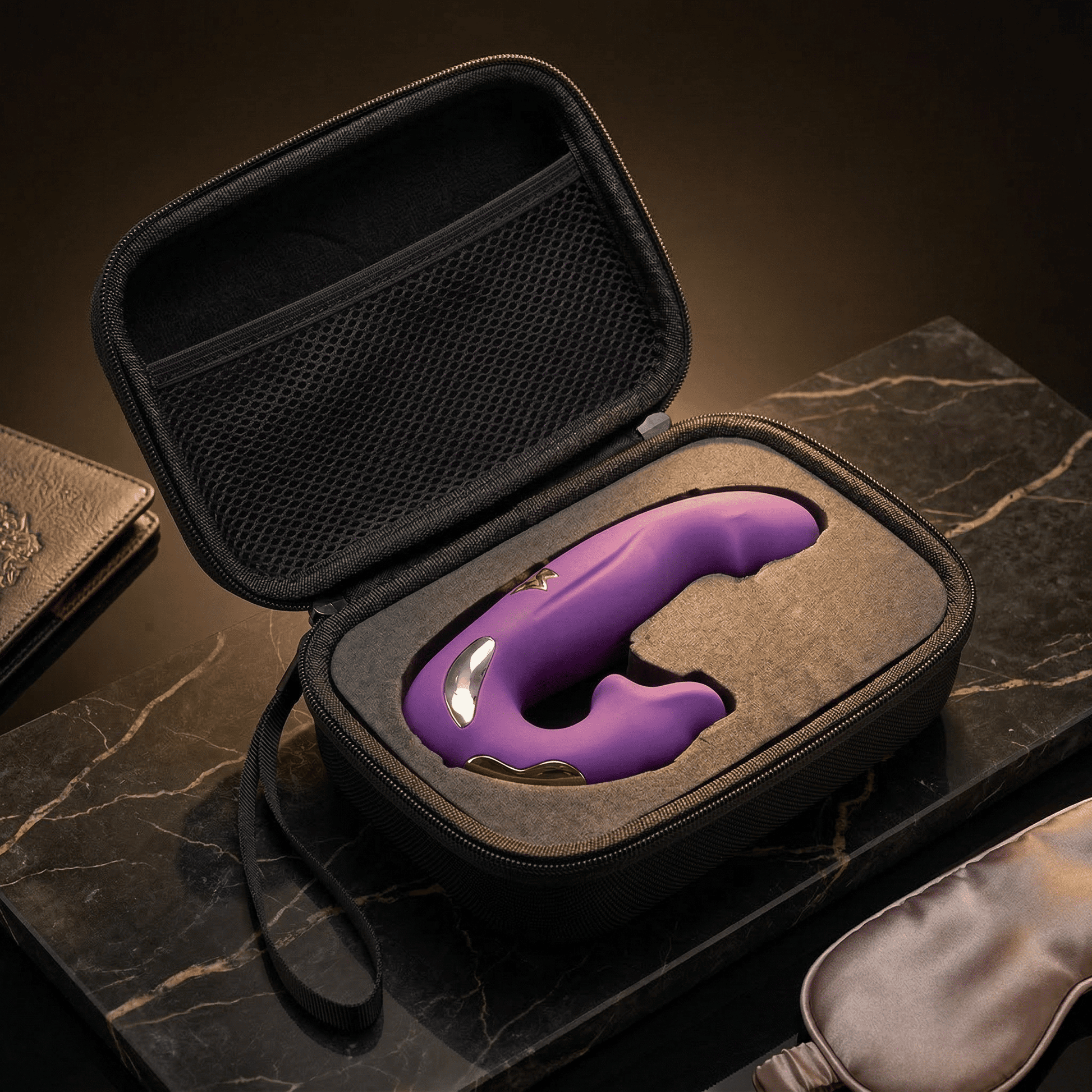 Discreet travel case — plain, lockable, whisper-quiet